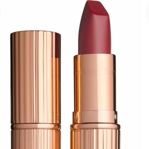 Charlotte Tilbury Matte RevolutionLipstick in Red Carpet Red